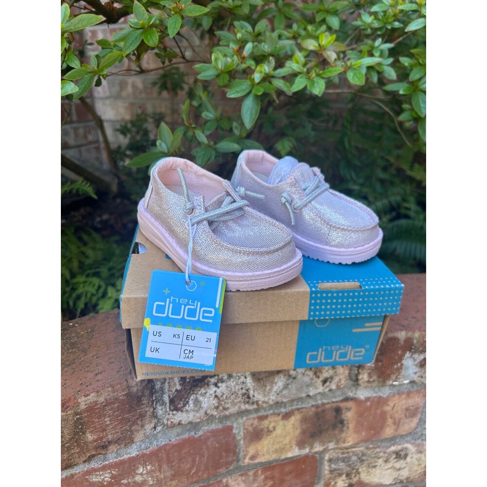 Hey Dude Kids Sparkly Pink Shoes K5/EU 21 With Memory Foam & Lightweight Sole